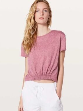 NEW lululemon 4 small Heathered Mauve Short-Sleeve Cropped Top tshirt